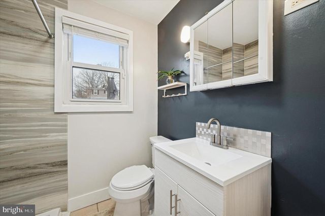 508 5TH AVE, Barrington, NJ 08007