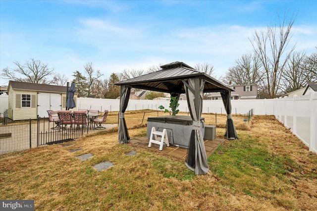 508 5TH AVE, Barrington, NJ 08007