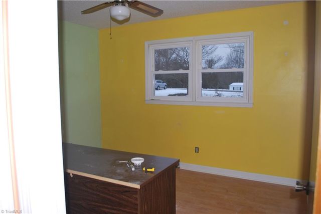 3245 Arnold Road, Hamptonville, NC 27020