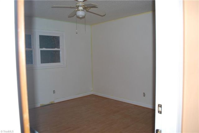 3245 Arnold Road, Hamptonville, NC 27020