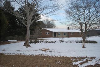 3245 Arnold Road, Hamptonville, NC 27020