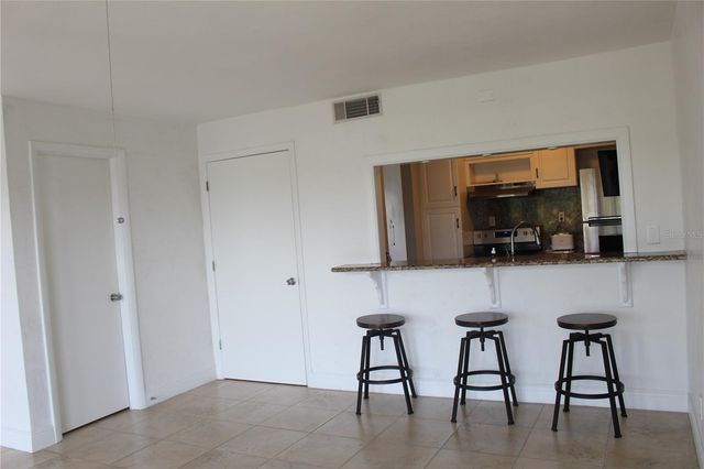 9101 TUDOR DRIVE F206, Tampa, FL 33615