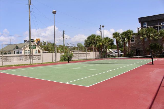 9101 TUDOR DRIVE F206, Tampa, FL 33615