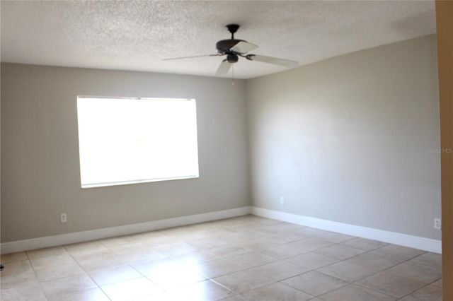 9101 TUDOR DRIVE F206, Tampa, FL 33615
