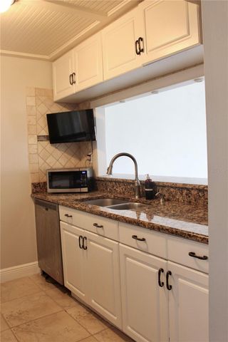 9101 TUDOR DRIVE F206, Tampa, FL 33615