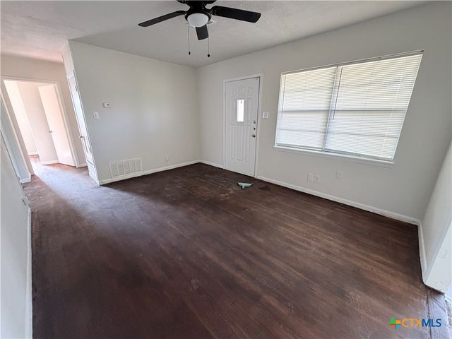 3203 Lake Travis Avenue, Killeen, TX 76543