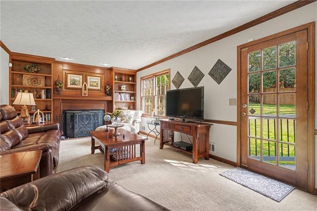 777 Saybrook Circle NW, Lilburn, GA 30047