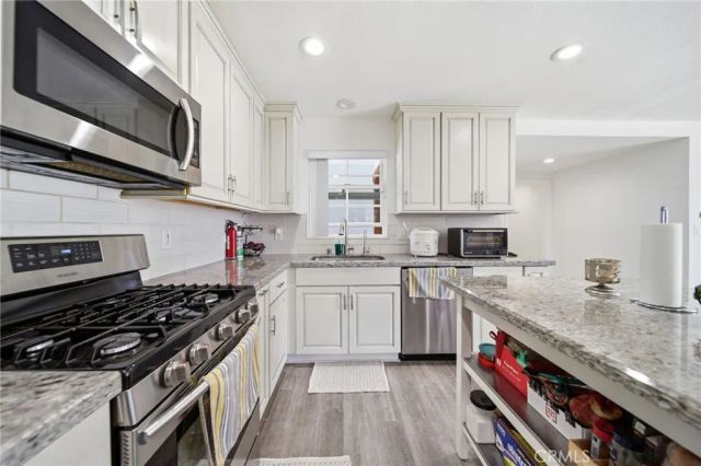 14762 Carfax, Tustin, CA 92780