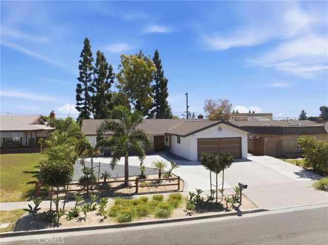 14762 Carfax, Tustin, CA 92780