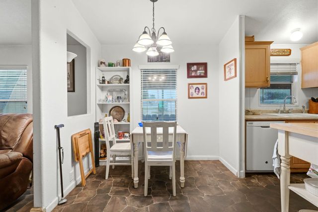 314 N Albert Avenue 1, Exeter, CA 93221