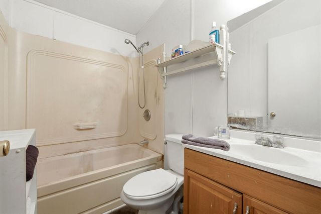 314 N Albert Avenue 1, Exeter, CA 93221