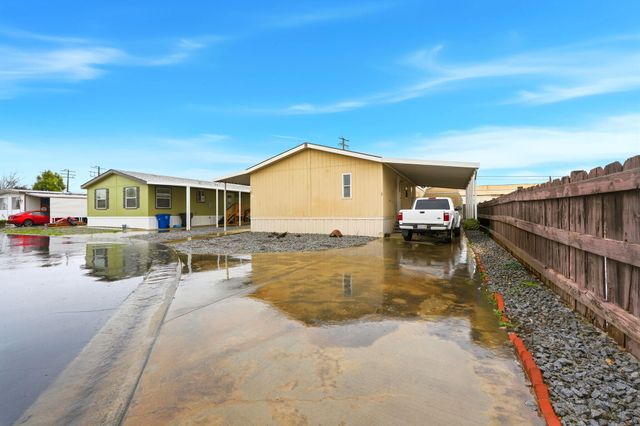 314 N Albert Avenue 1, Exeter, CA 93221