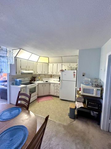 2175 NE 56th Street 209, Fort Lauderdale, FL 33308