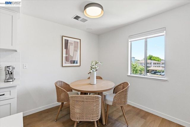 25164 COPA DEL ORO DR 201, Hayward, CA 94545