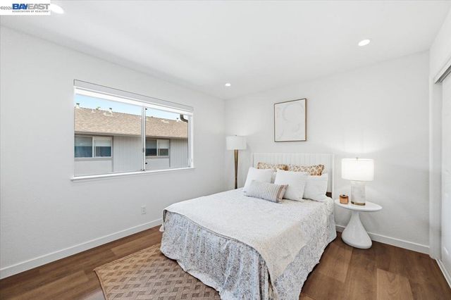 25164 COPA DEL ORO DR 201, Hayward, CA 94545