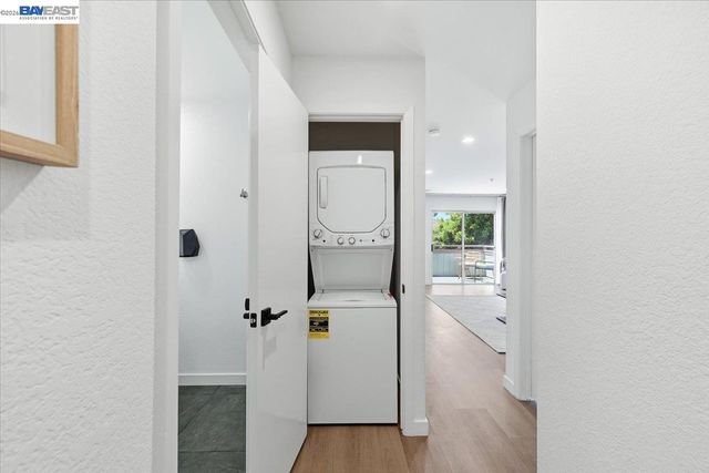 25164 COPA DEL ORO DR 201, Hayward, CA 94545