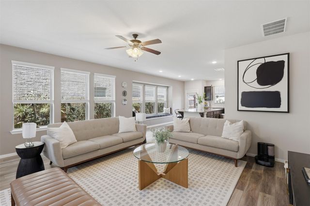 15718 Highlands Cove Drive, Humble, TX 77346