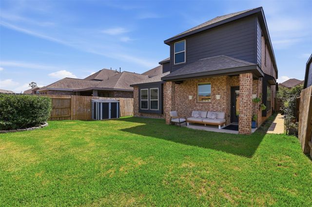 15718 Highlands Cove Drive, Humble, TX 77346