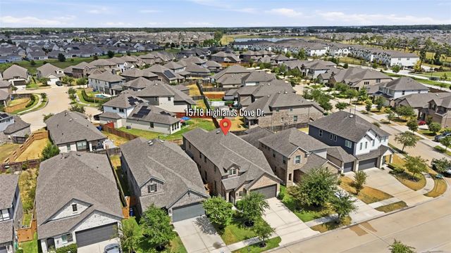 15718 Highlands Cove Drive, Humble, TX 77346