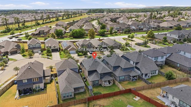 15718 Highlands Cove Drive, Humble, TX 77346