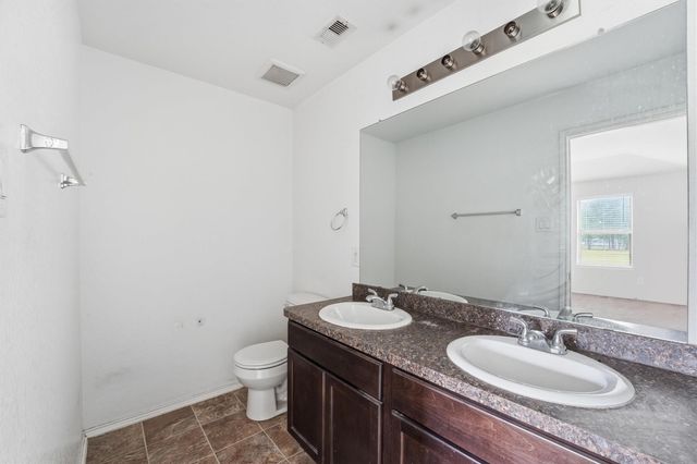 1634 Road 5102, Cleveland, TX 77327