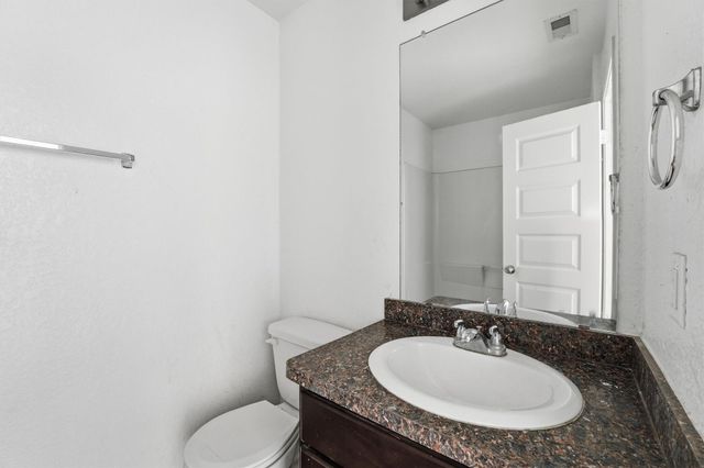 1634 Road 5102, Cleveland, TX 77327