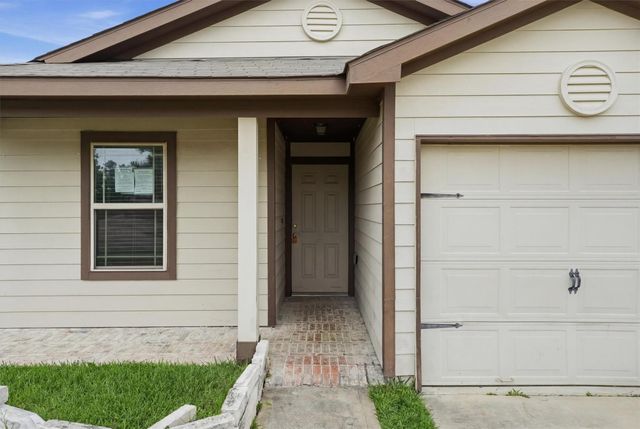 1634 Road 5102, Cleveland, TX 77327