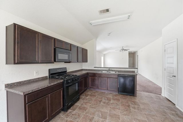 1634 Road 5102, Cleveland, TX 77327