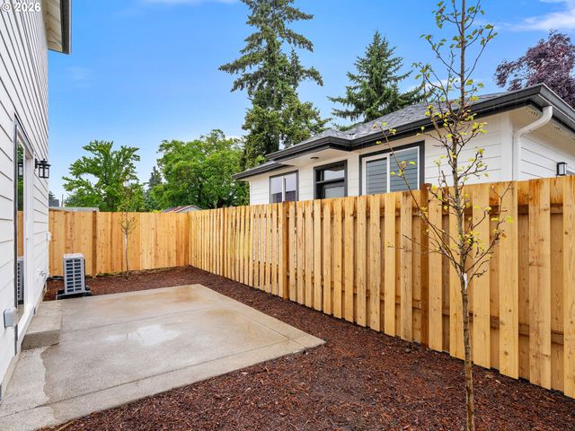 6345 Se 85TH Ave, Portland, OR 97266