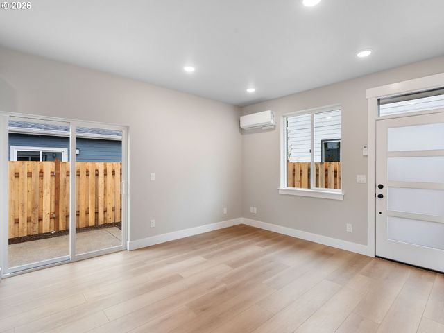 6345 Se 85TH Ave, Portland, OR 97266