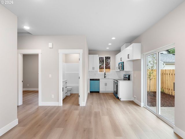 6345 Se 85TH Ave, Portland, OR 97266