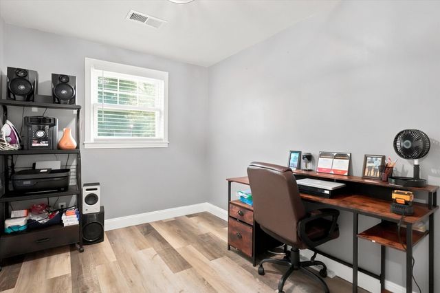 14 Pineview Terrace, Brockton, MA 02302