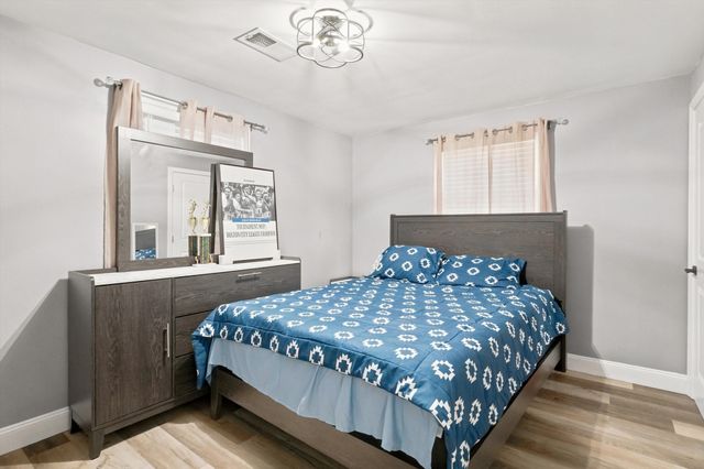 14 Pineview Terrace, Brockton, MA 02302