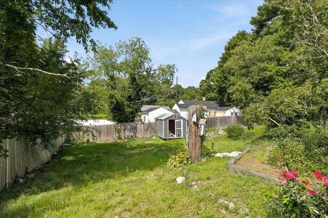 14 Pineview Terrace, Brockton, MA 02302