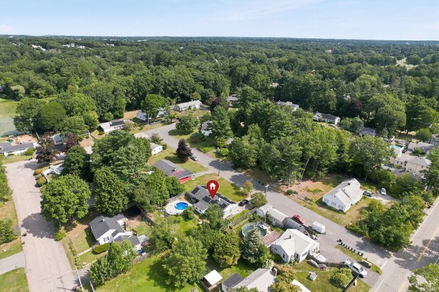 14 Pineview Terrace, Brockton, MA 02302