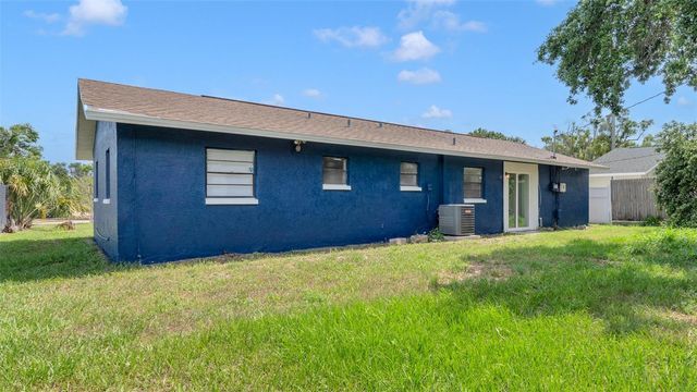 2551 26TH AVENUE S, St Petersburg, FL 33712