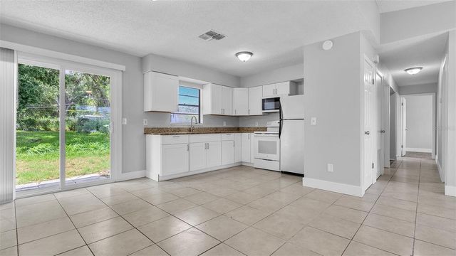 2551 26TH AVENUE S, St Petersburg, FL 33712