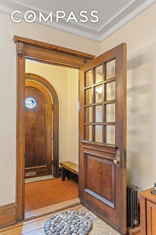18 Rutland Road, New York City, NY 11225