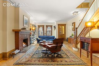 18 Rutland Road, New York City, NY 11225