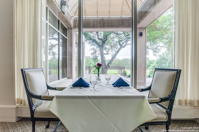 1 Towers Park Ln Apt 711, San Antonio, TX 78209
