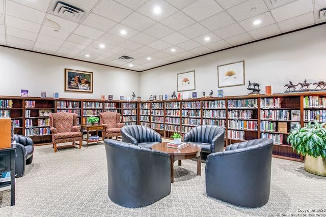 1 Towers Park Ln Apt 711, San Antonio, TX 78209