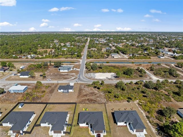 3225 59th ST W, Lehigh Acres, FL 33971