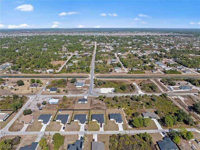 3225 59th ST W, Lehigh Acres, FL 33971