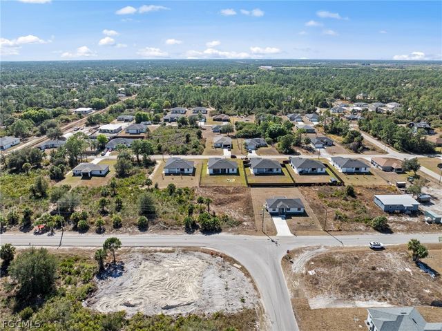 3225 59th ST W, Lehigh Acres, FL 33971