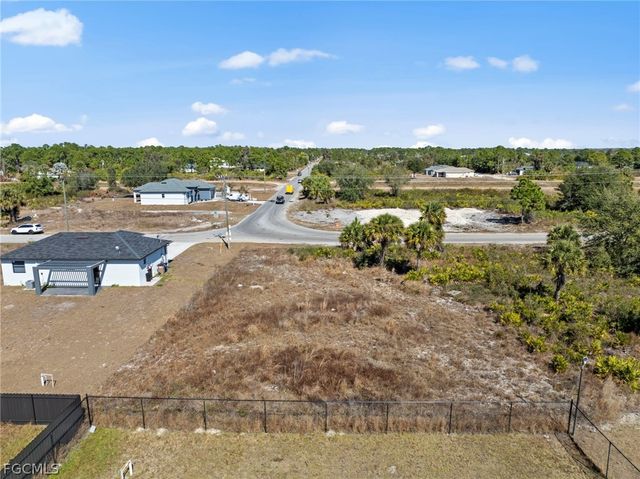 3225 59th ST W, Lehigh Acres, FL 33971