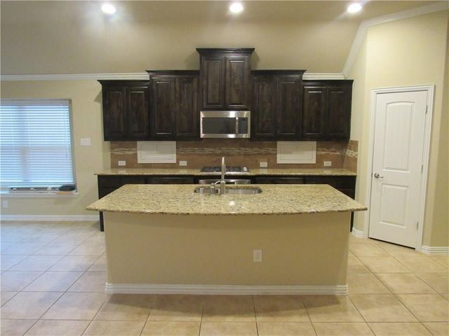 2289 Breeze Dale Path, Lewisville, TX 75056