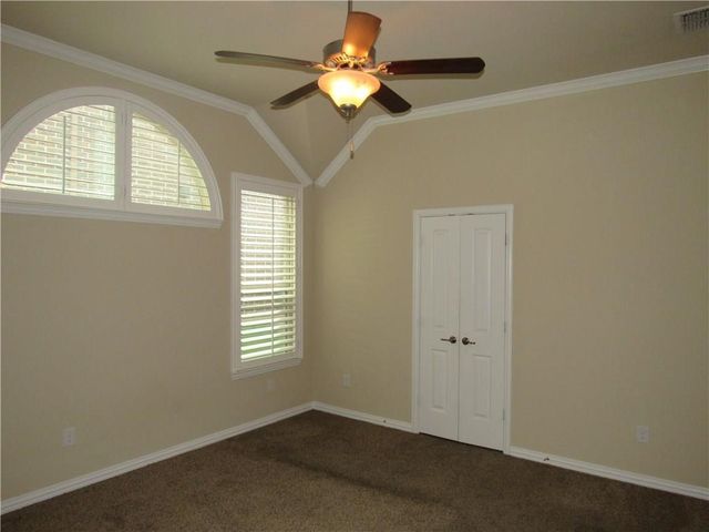 2289 Breeze Dale Path, Lewisville, TX 75056