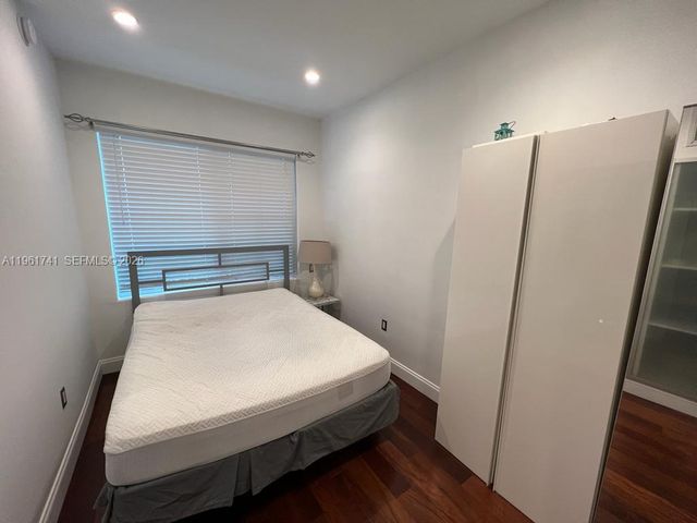 526 15th St 4, Miami Beach, FL 33139