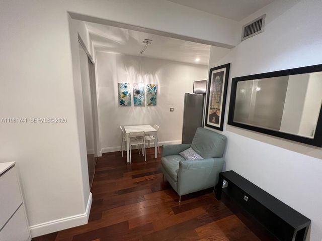 526 15th St 4, Miami Beach, FL 33139