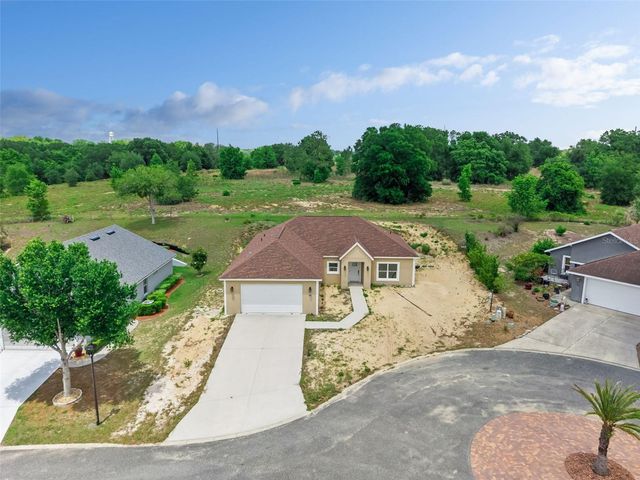 95 FAIRWAY CIRCLE, Umatilla, FL 32784